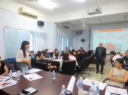 Tư duy đổi mới vượt giới hạn trong phục vụ khách hàng - Jetstar (18.05.2016)
